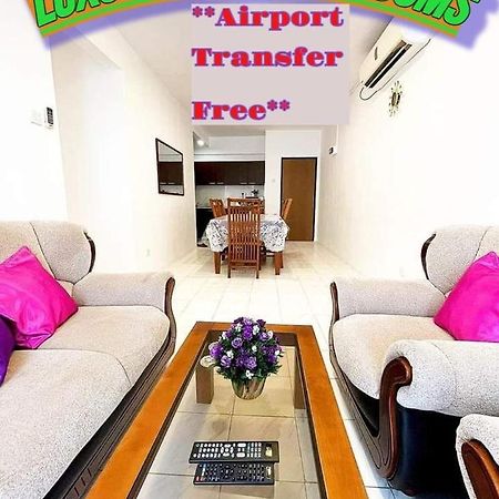 كاتوناياكى Qiqi Airport Villa المظهر الخارجي الصورة
